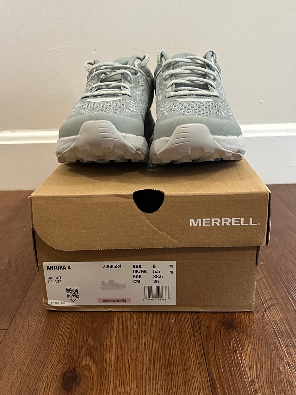 NWT Women’s Merrell Calcite Gray Antora Trail Running Shoes - Picture 2 of 8